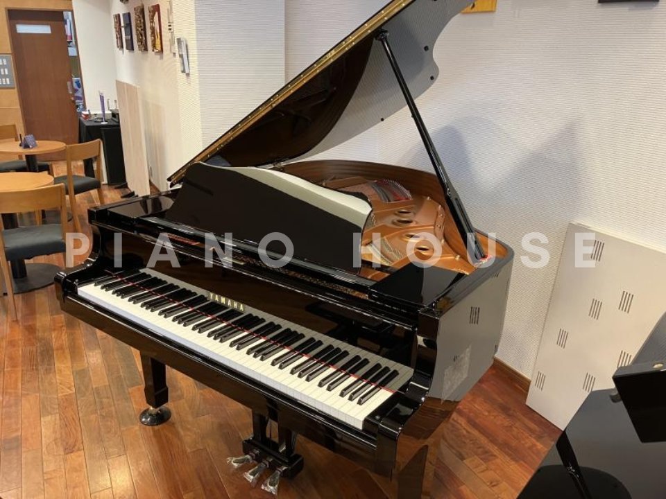 YAMAHA C2L - Đánh giá chi tiết tại Piano House